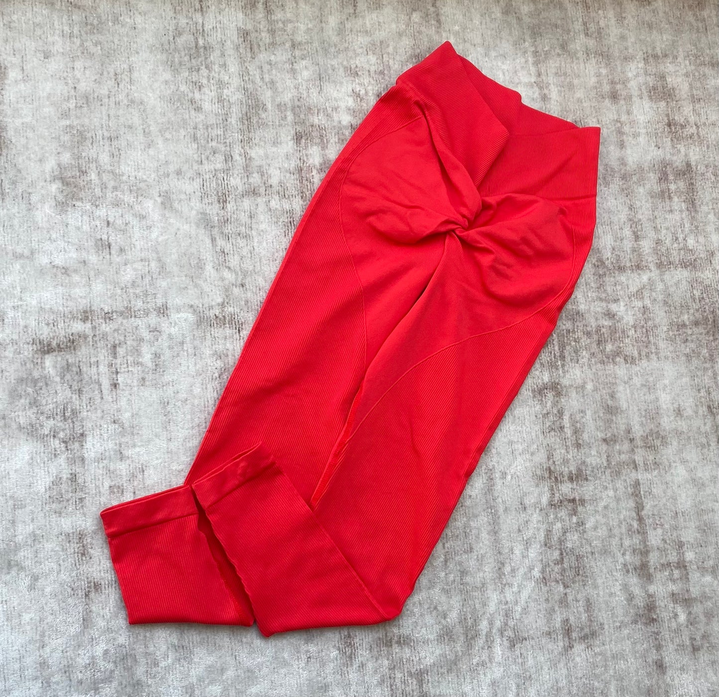 LEGGINS LISO CON PUSH PREMIUM