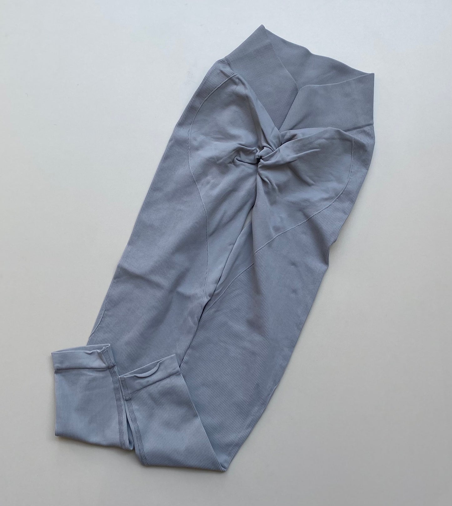 LEGGINS LISO CON PUSH PREMIUM