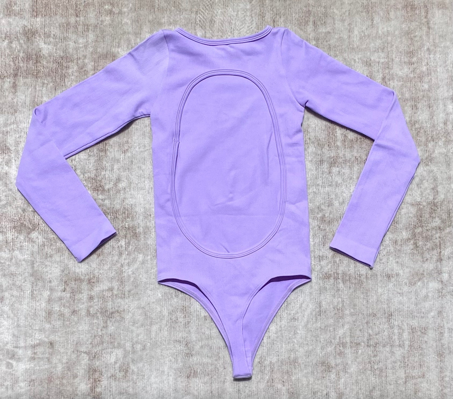 BODY MANGA LARGA ESCOTE