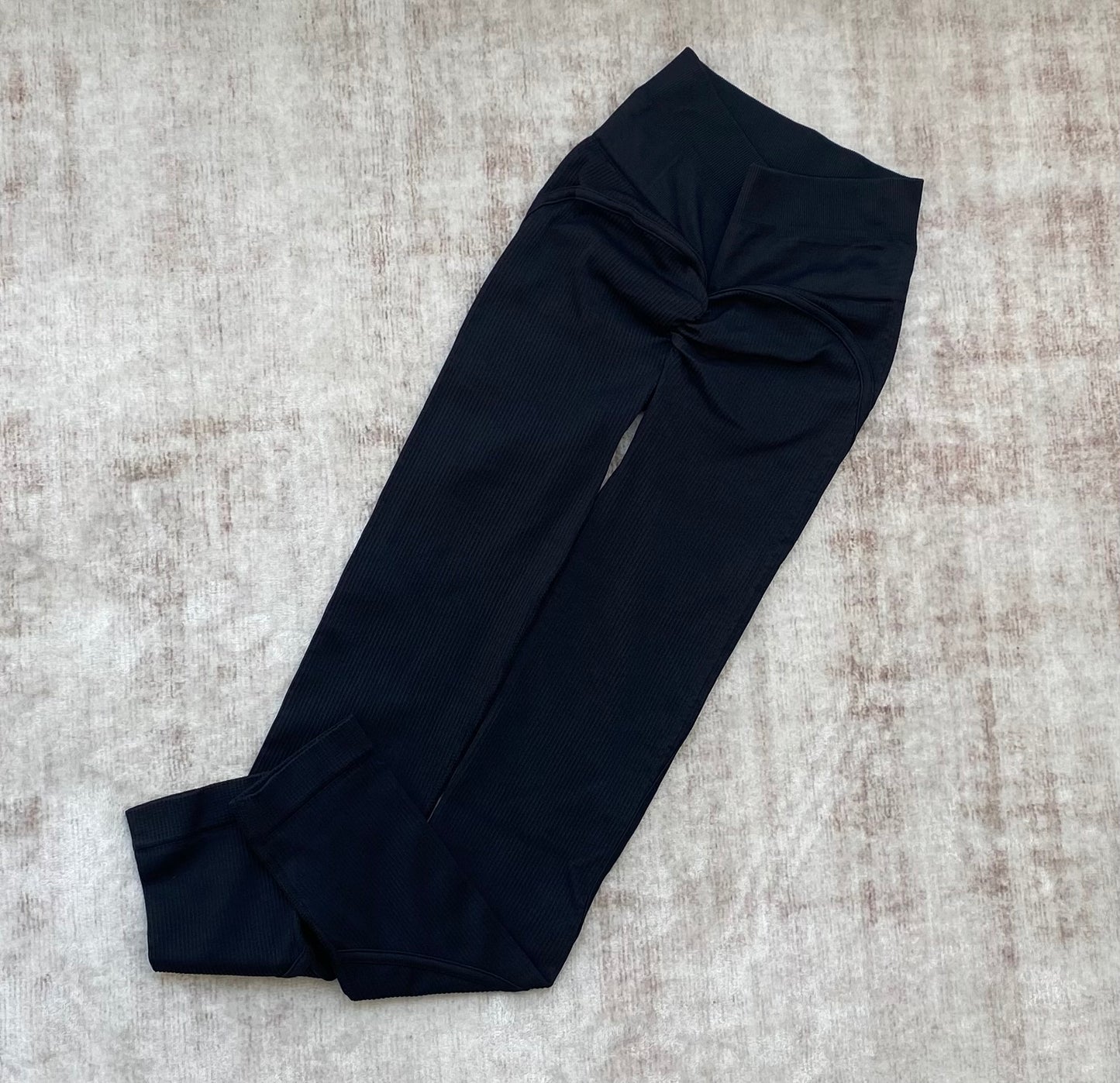 LEGGINS RIB SESGO CON PUSH