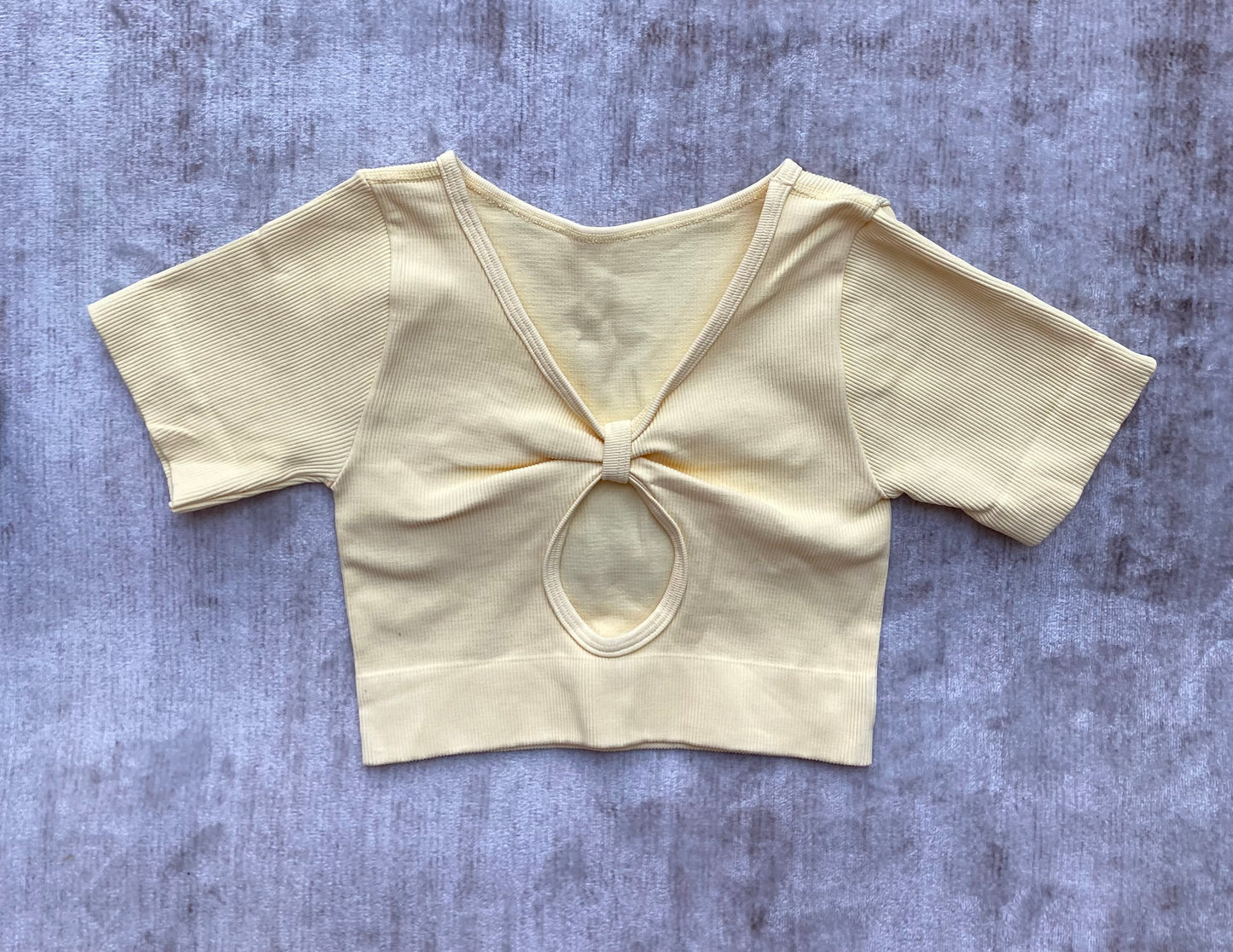 CAMISETA MOÑO PREMIUM