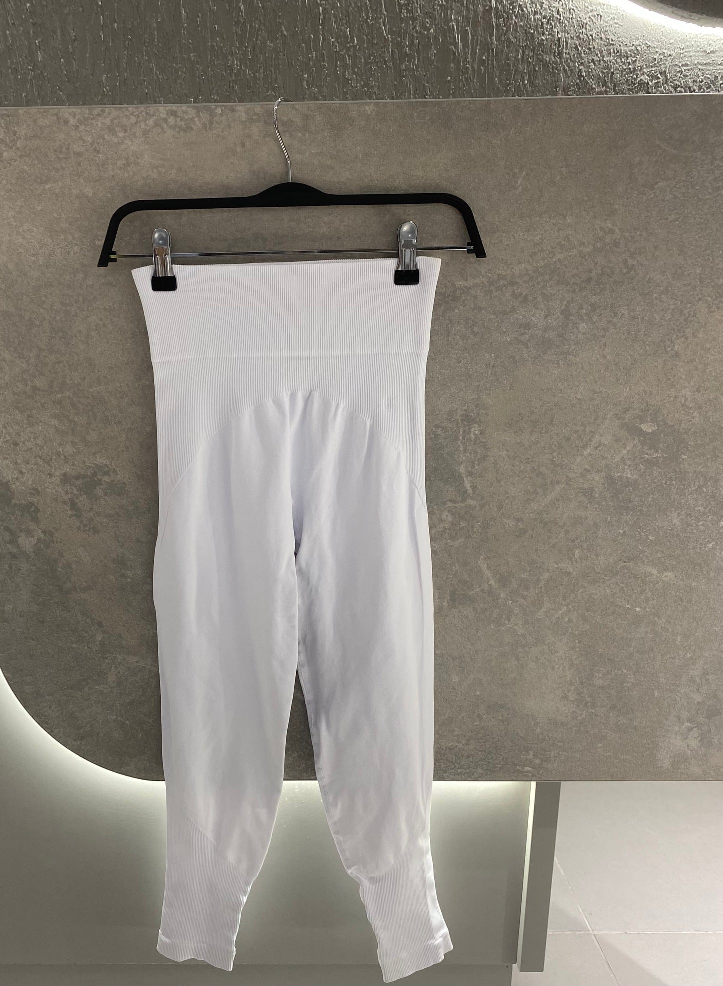 LEGGINS LISO PREMIUM CON PUSH