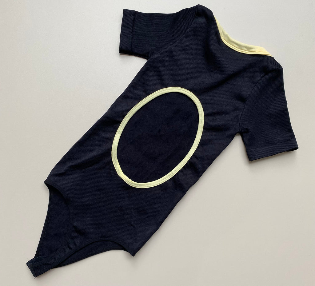 BODY MANGA CORTA SESGO ESCOTE PREMIUM