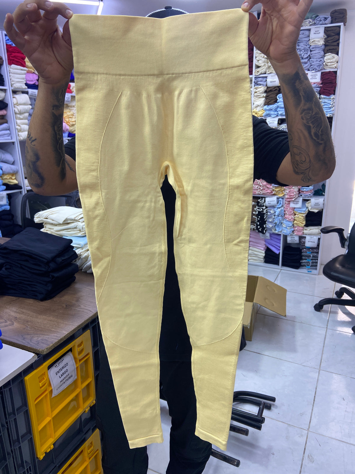 LEGGINS LISO SIN PUSH PREMIUM