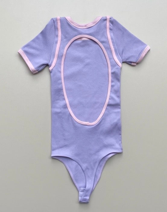 BODY MANGA CORTA SESGO LATERAL PREMIUM