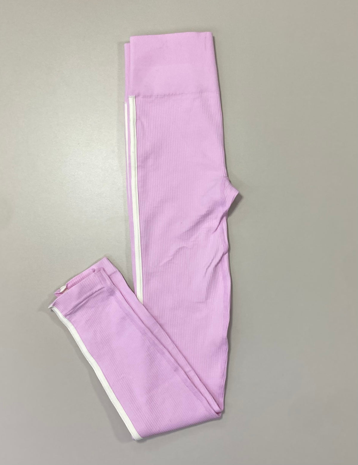 LEGGINS RIB SESGO LATERAL SIN PUSH