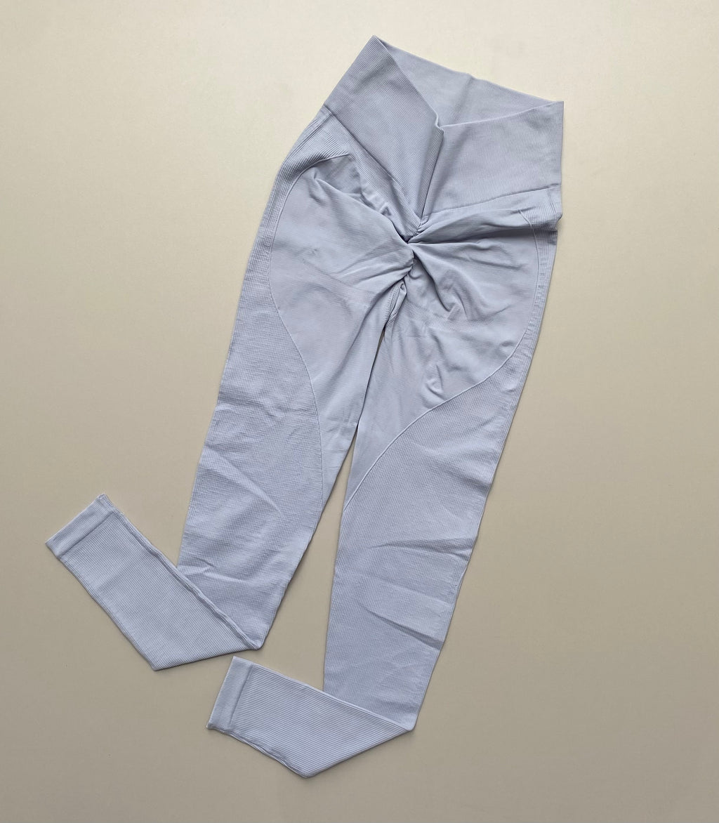 LEGGINS LISO CON PUSH PREMIUM