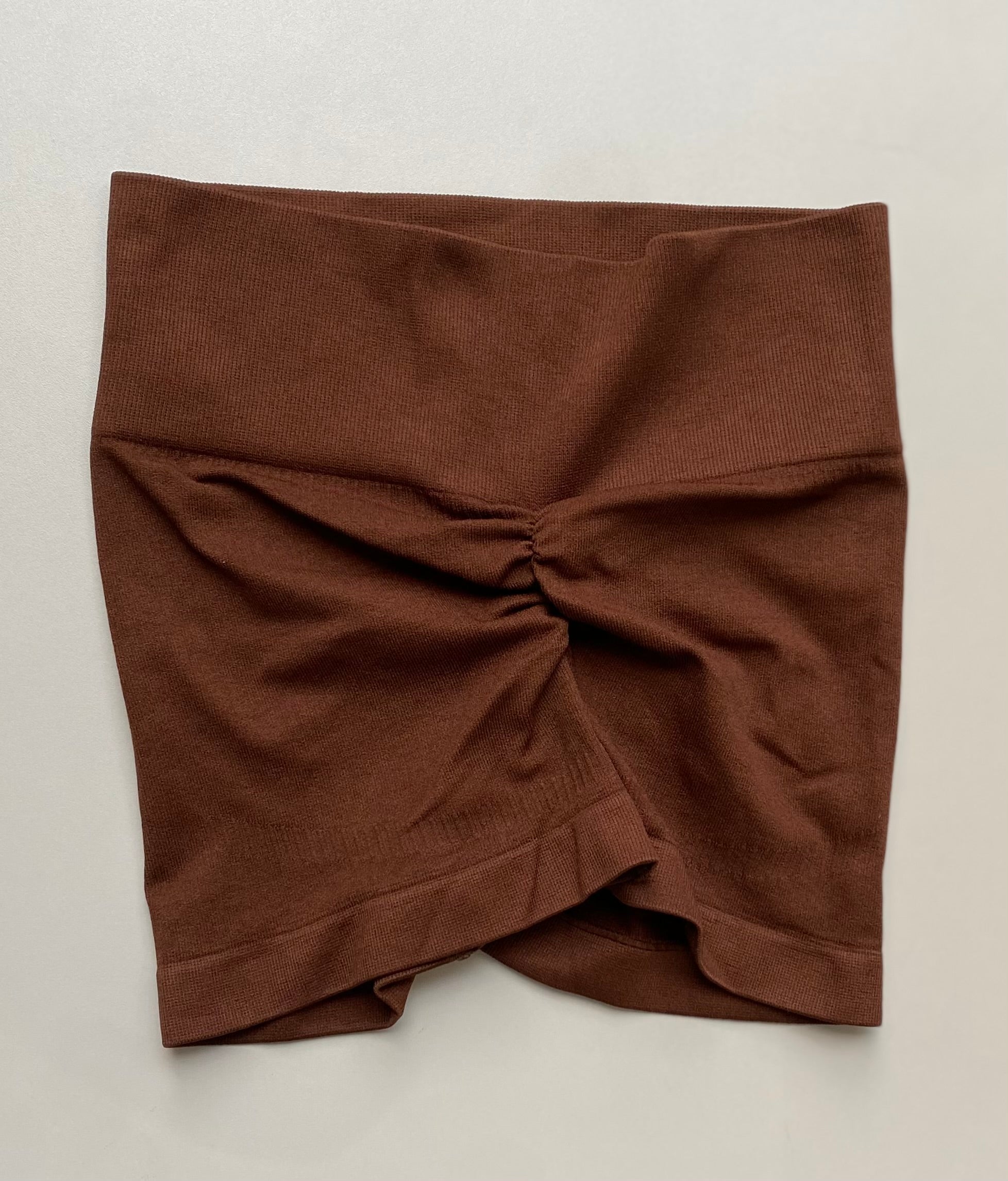 SHORT LISO CON PUSH