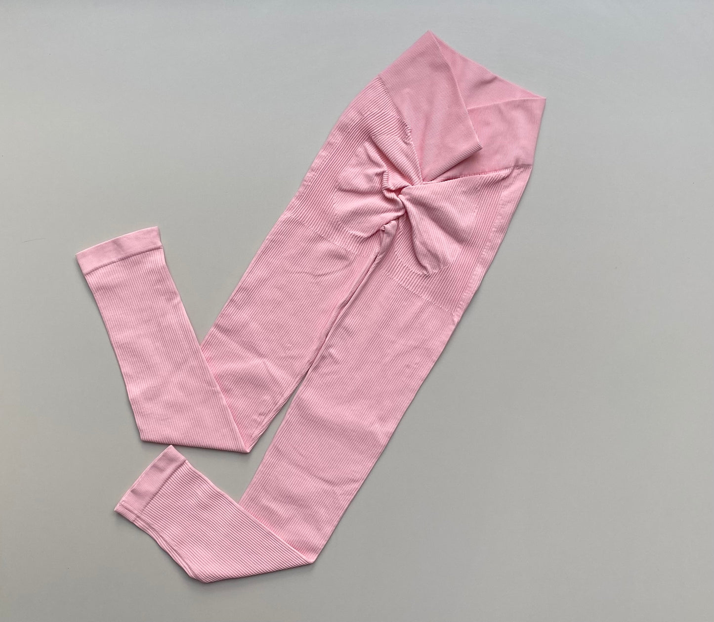 LEGGINS ACANALADO CON PUSH PREMIUM