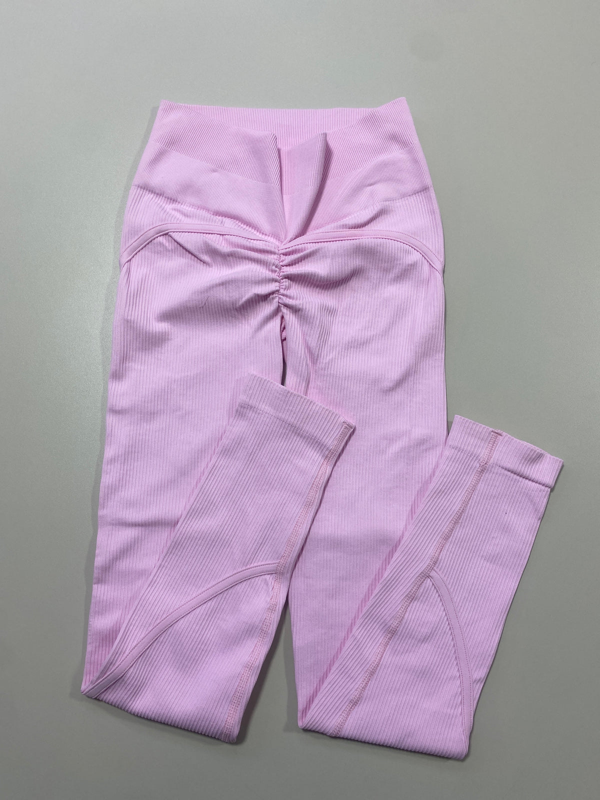 LEGGINS RIB SESGO CON PUSH PREMIUM