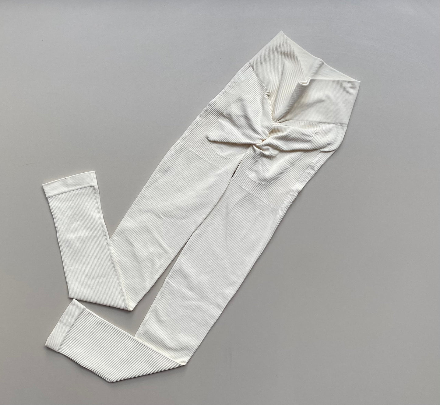 LEGGINS ACANALADO CON PUSH PREMIUM