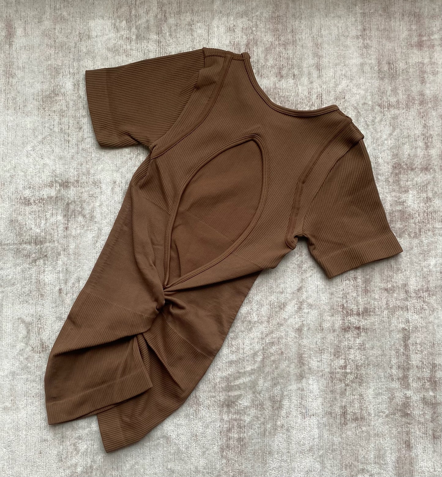 ENTERIZO CORTO MANGA CORTA SESGO LATERAL PREMIUM