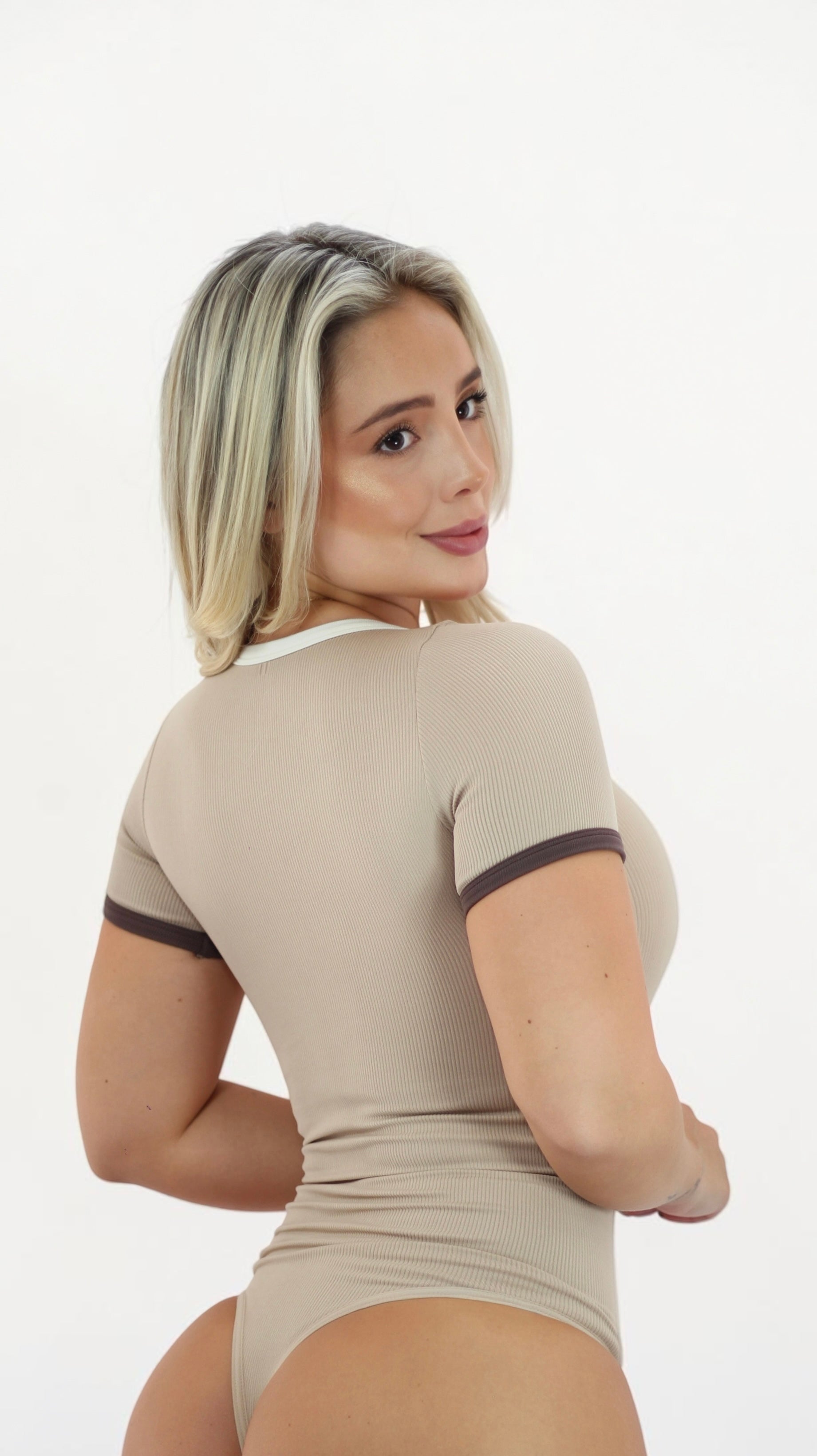 BODY MANGA CORTA PREMIUM