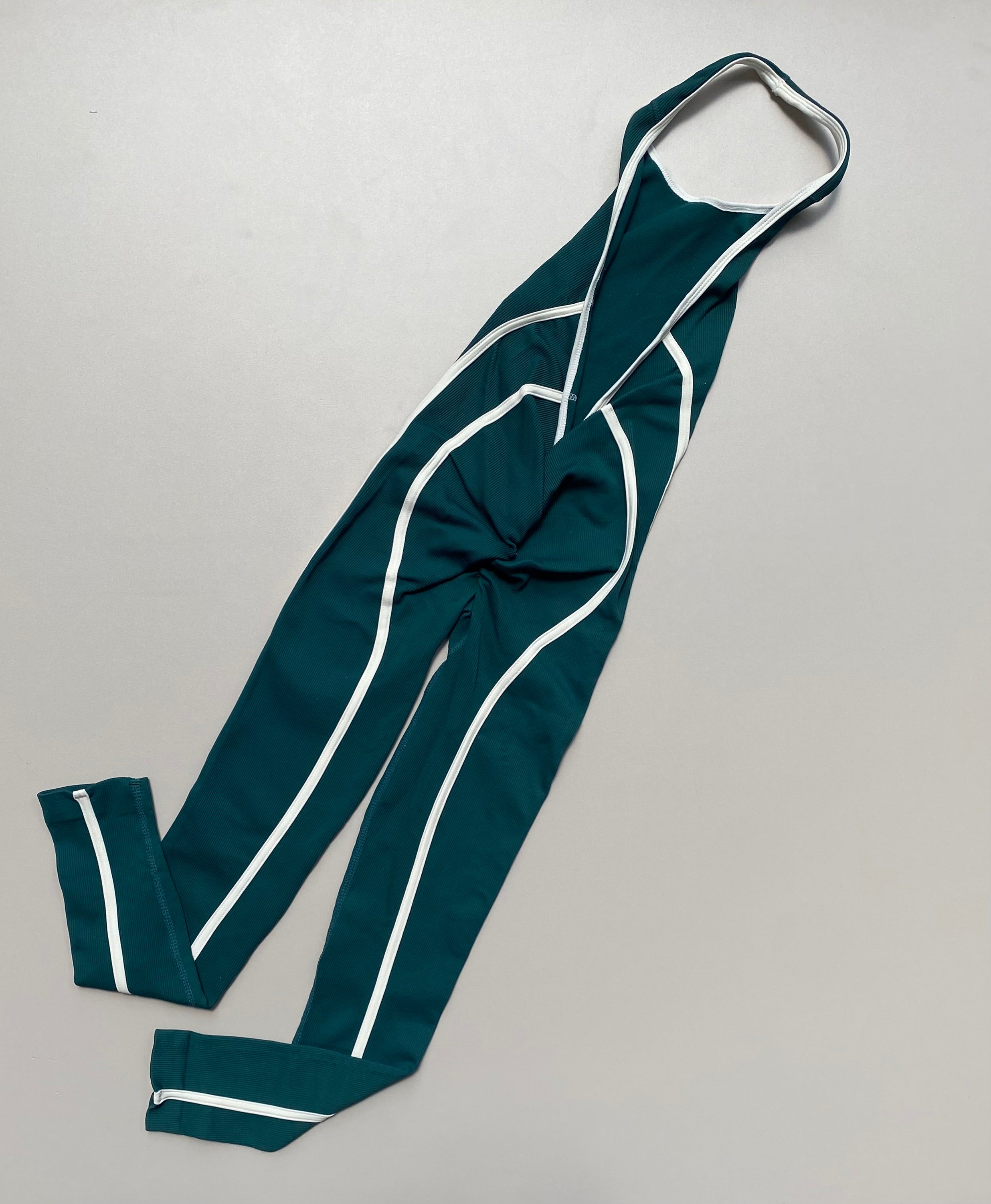 ENTERIZO LARGO HALTER SESGO CON PUSH PREMIUM