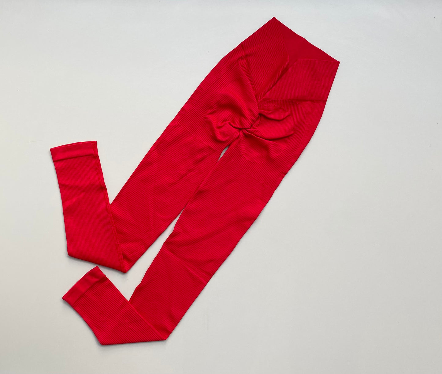 LEGGINS ACANALADO CON PUSH PREMIUM