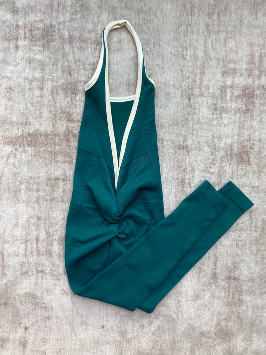 ENTERIZO HALTER LARGO SESGO PREMIUM