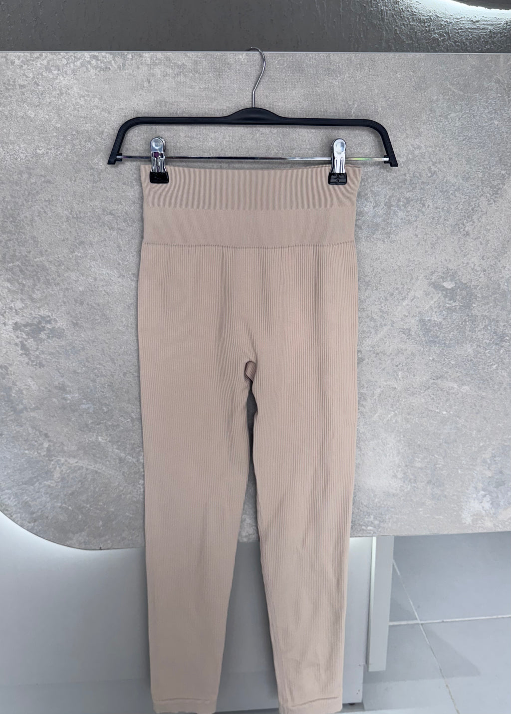 LEGGINS RIB SIN PUSH PREMIUM