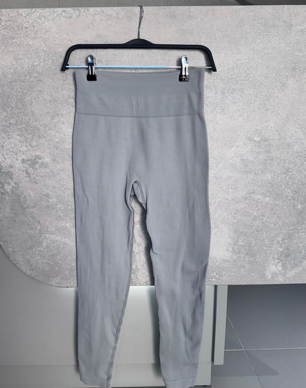 LEGGINS RIB SIN PUSH PREMIUM