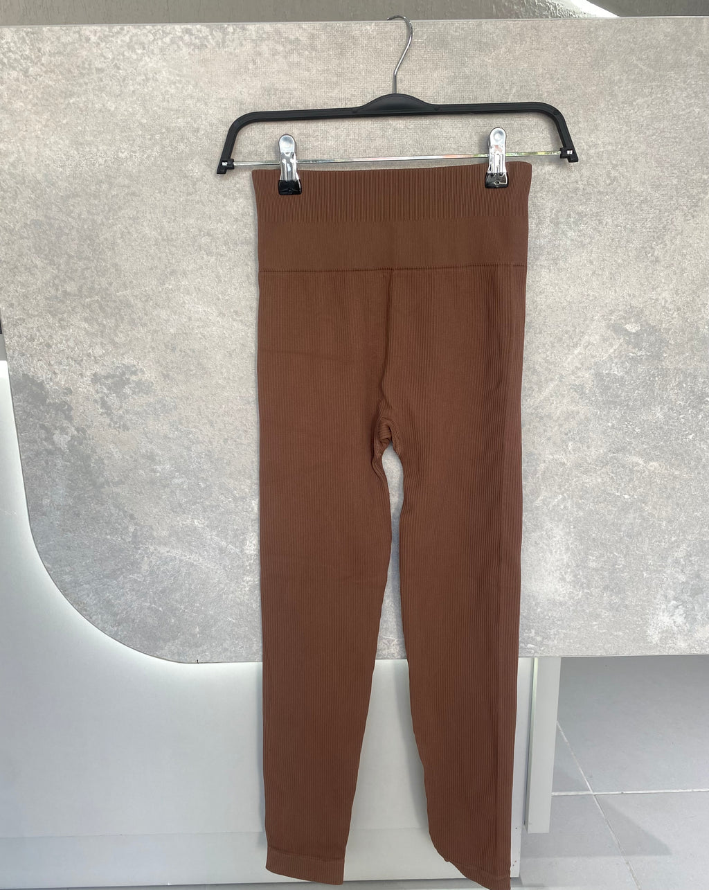 LEGGINS RIB SIN PUSH PREMIUM
