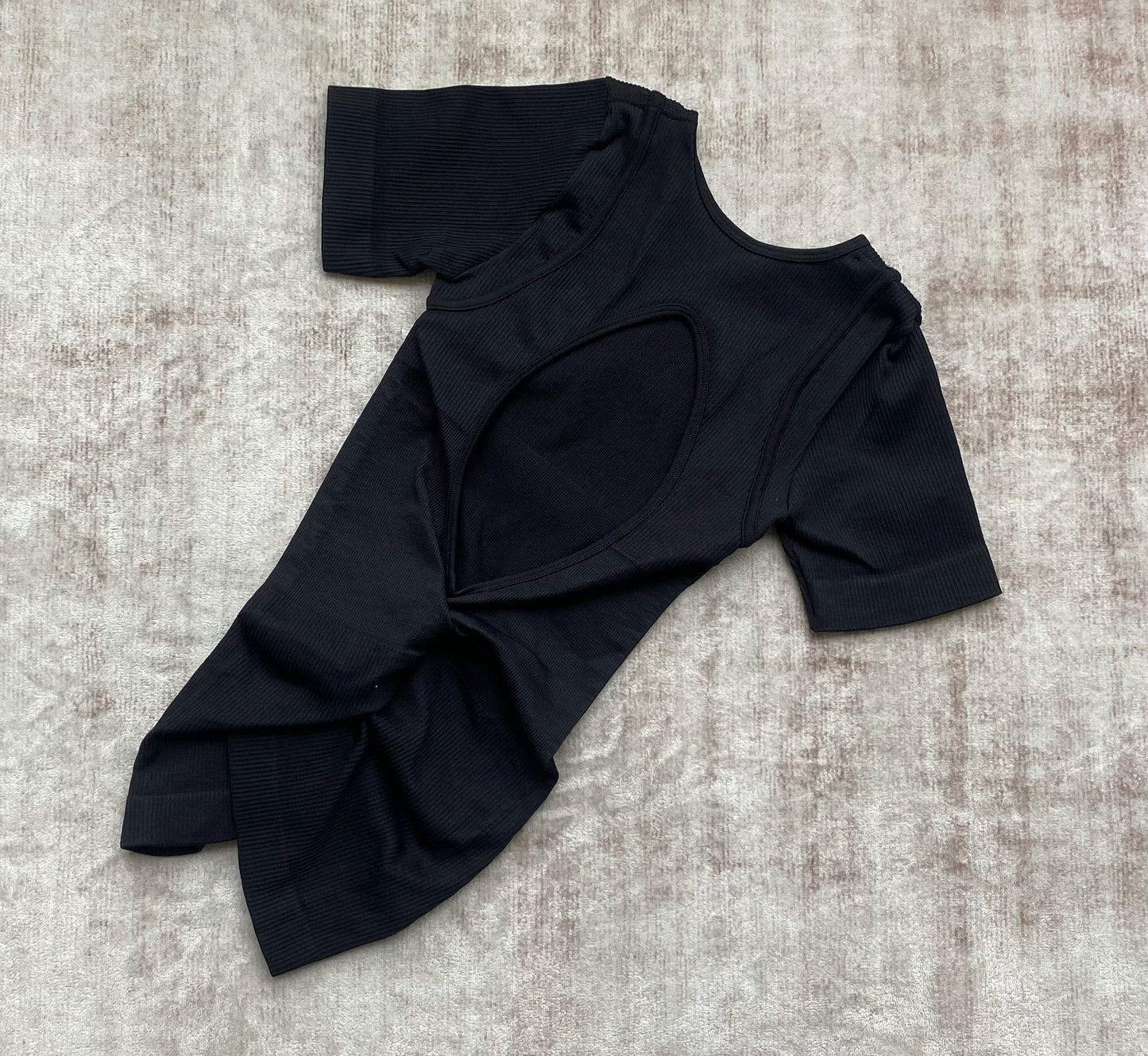 ENTERIZO CORTO MANGA CORTA SESGO LATERAL PREMIUM