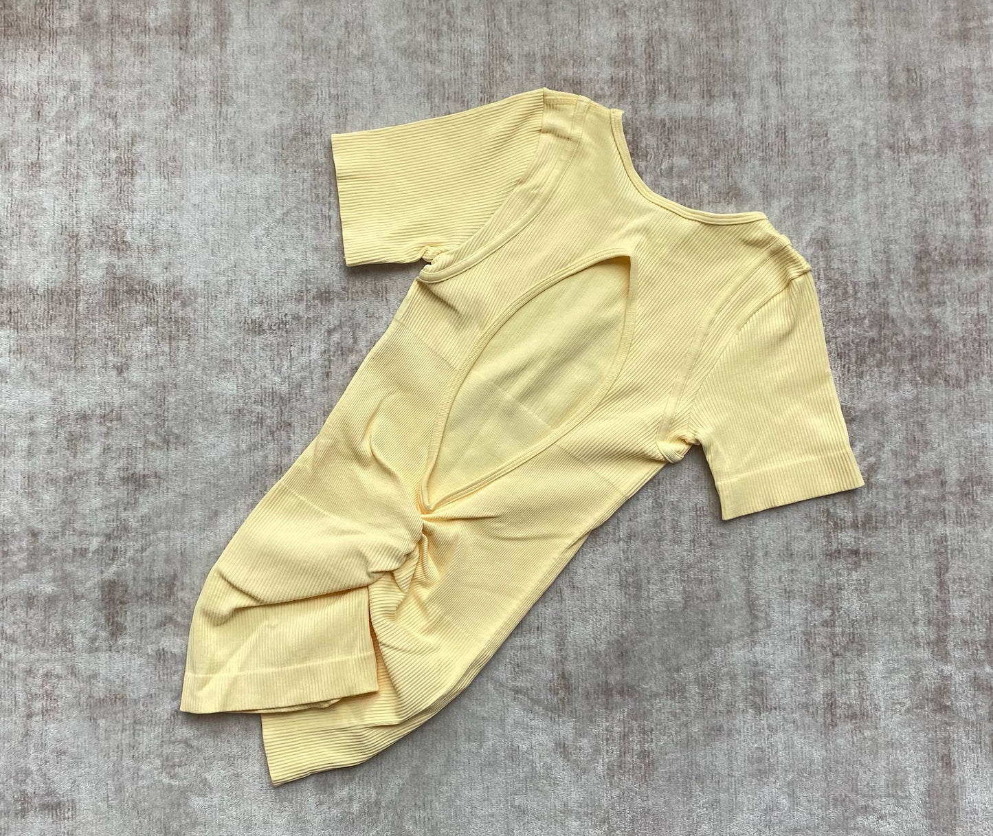 ENTERIZO CORTO MANGA CORTA SESGO LATERAL PREMIUM