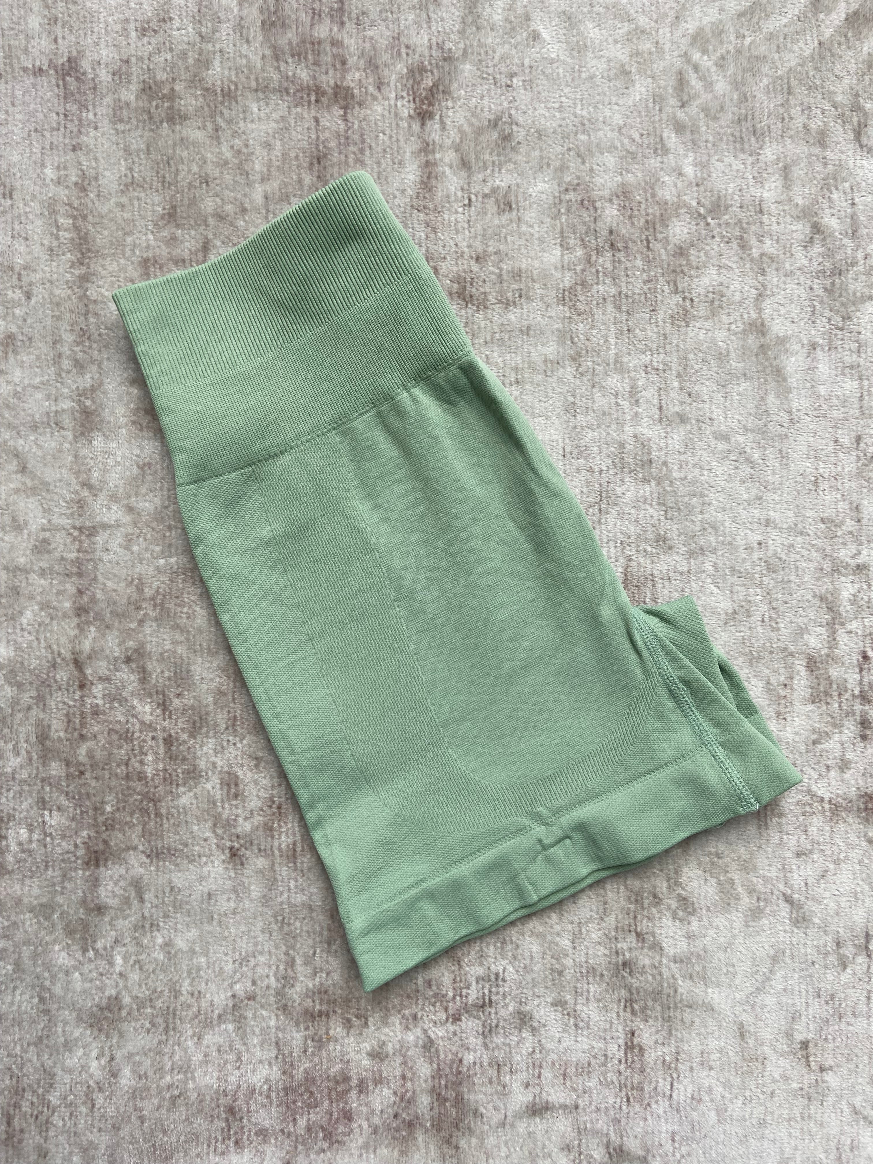 SHORT LISO SIN PUSH PREMIUM