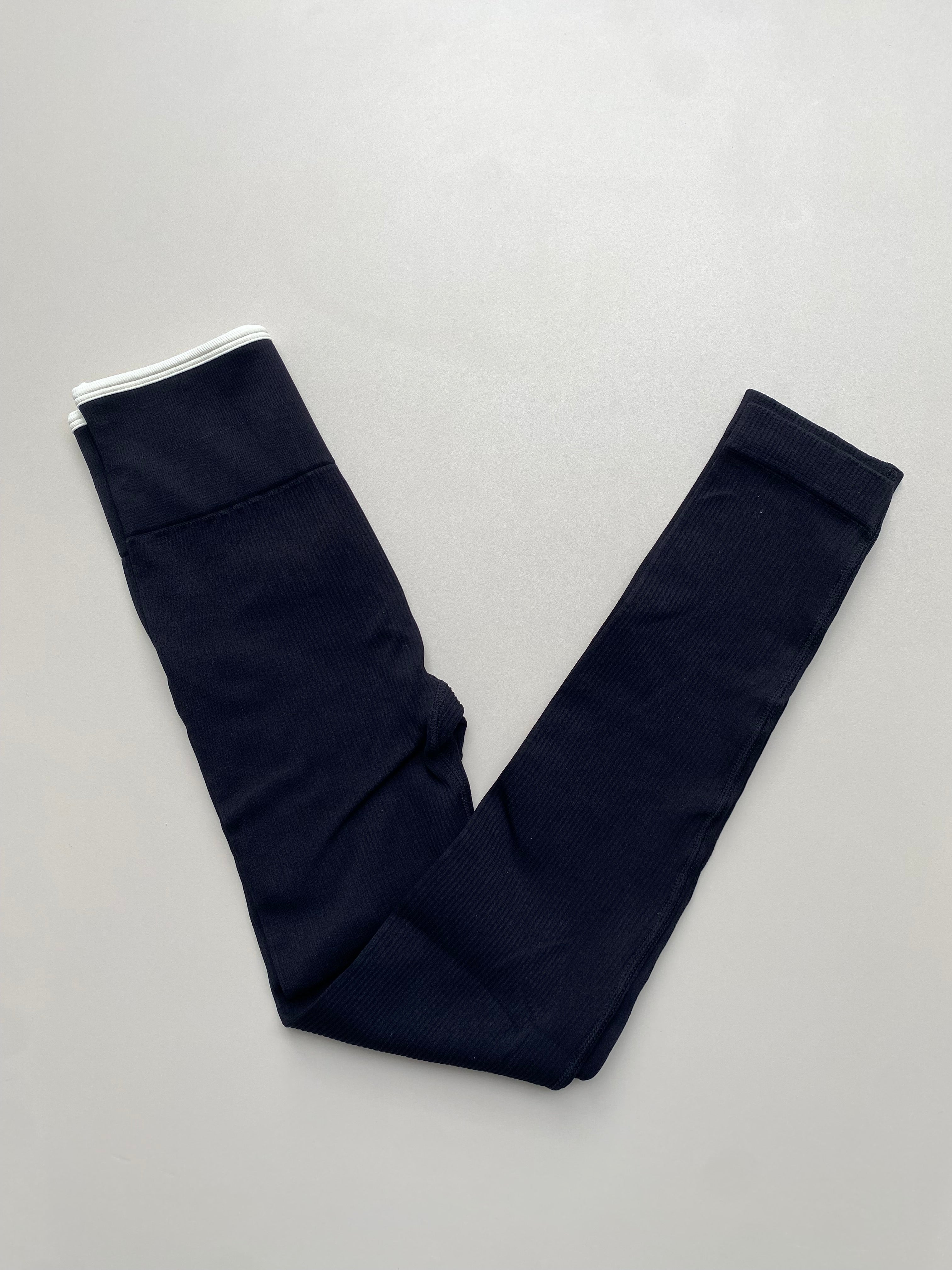 LEGGINS RIB SESGO SIN PUSH PREMIUM