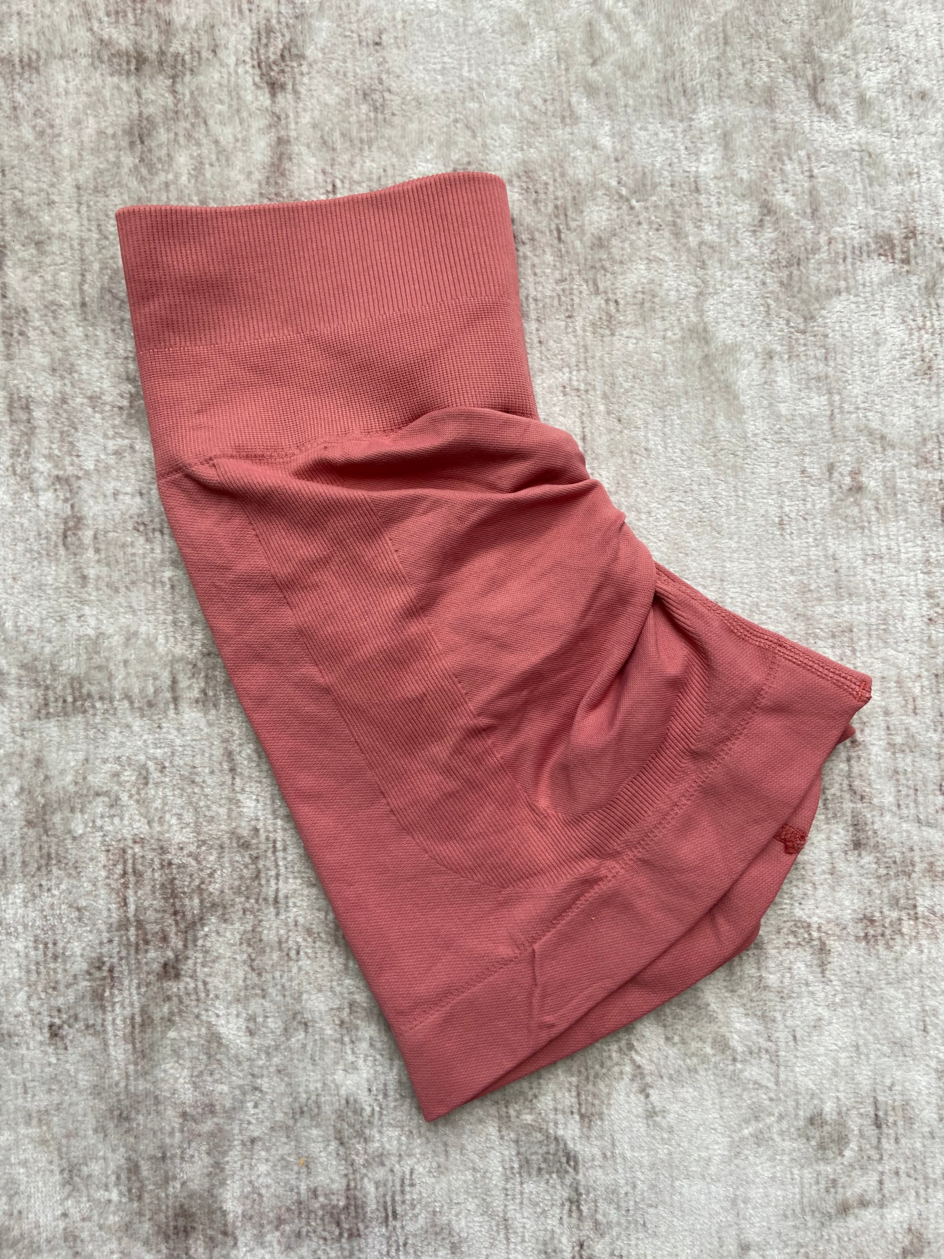 SHORT LISO CON PUSH PREMIUM