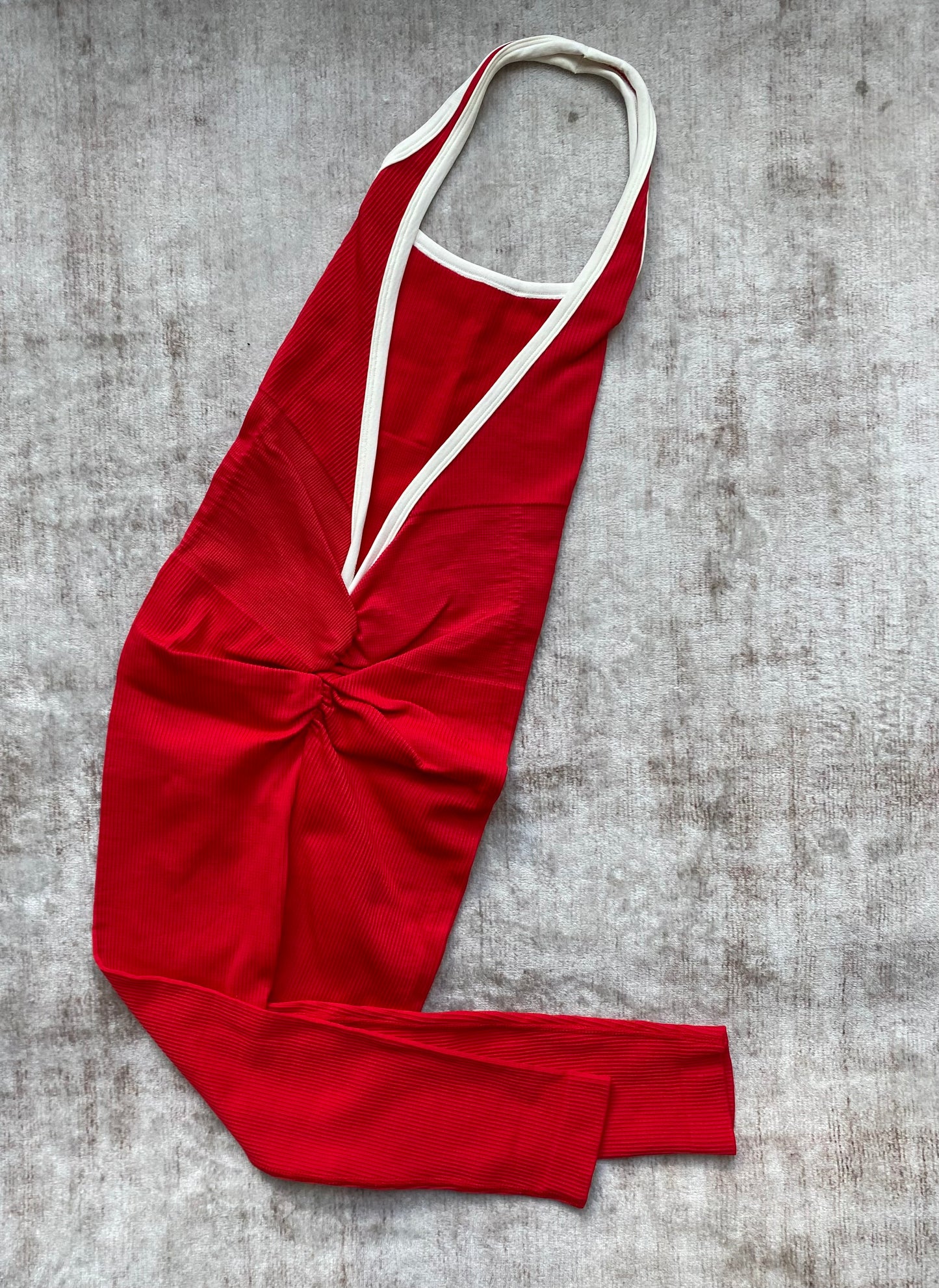 ENTERIZO HALTER LARGO SESGO PREMIUM