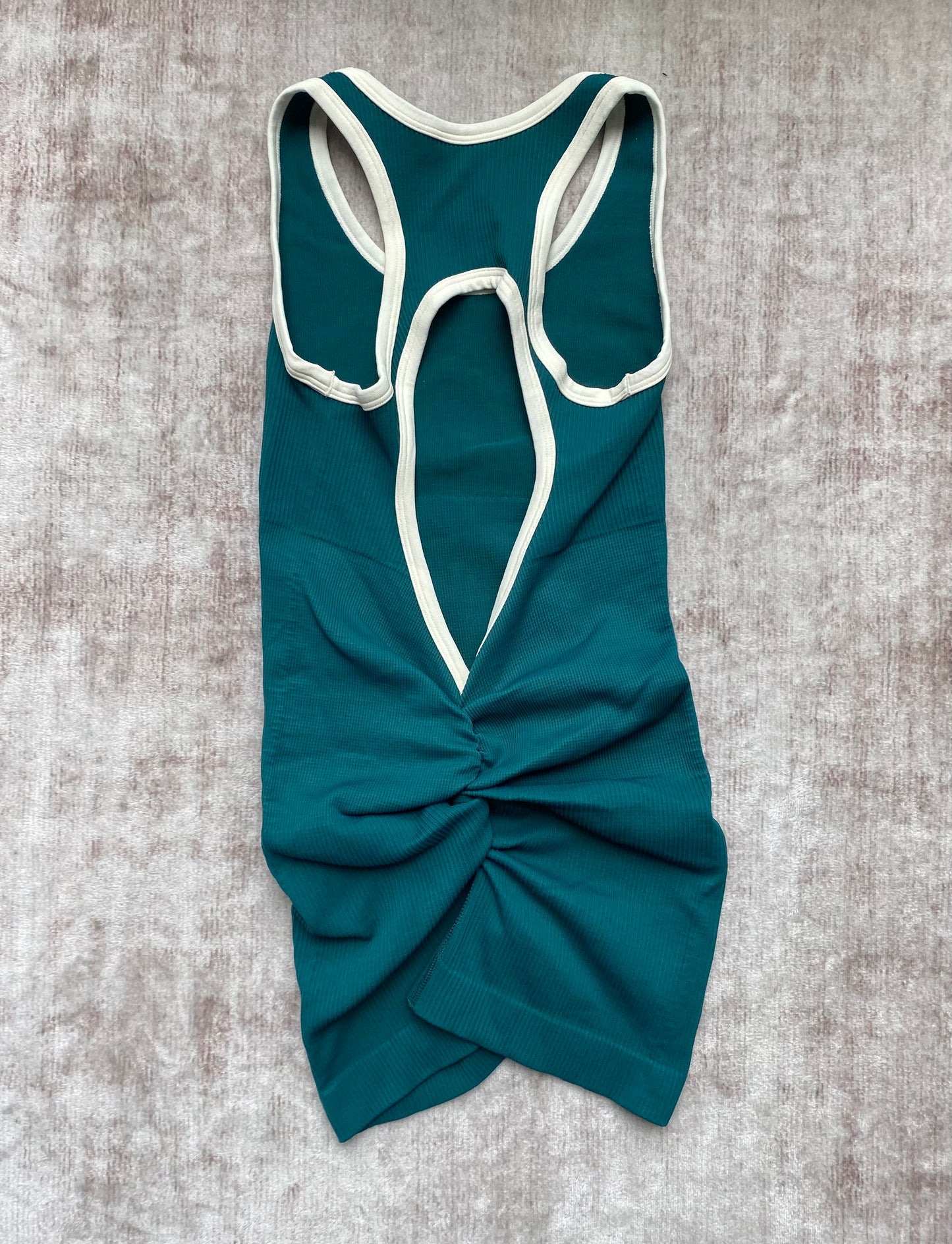 ENTERIZO CORTO EN T PREMIUM