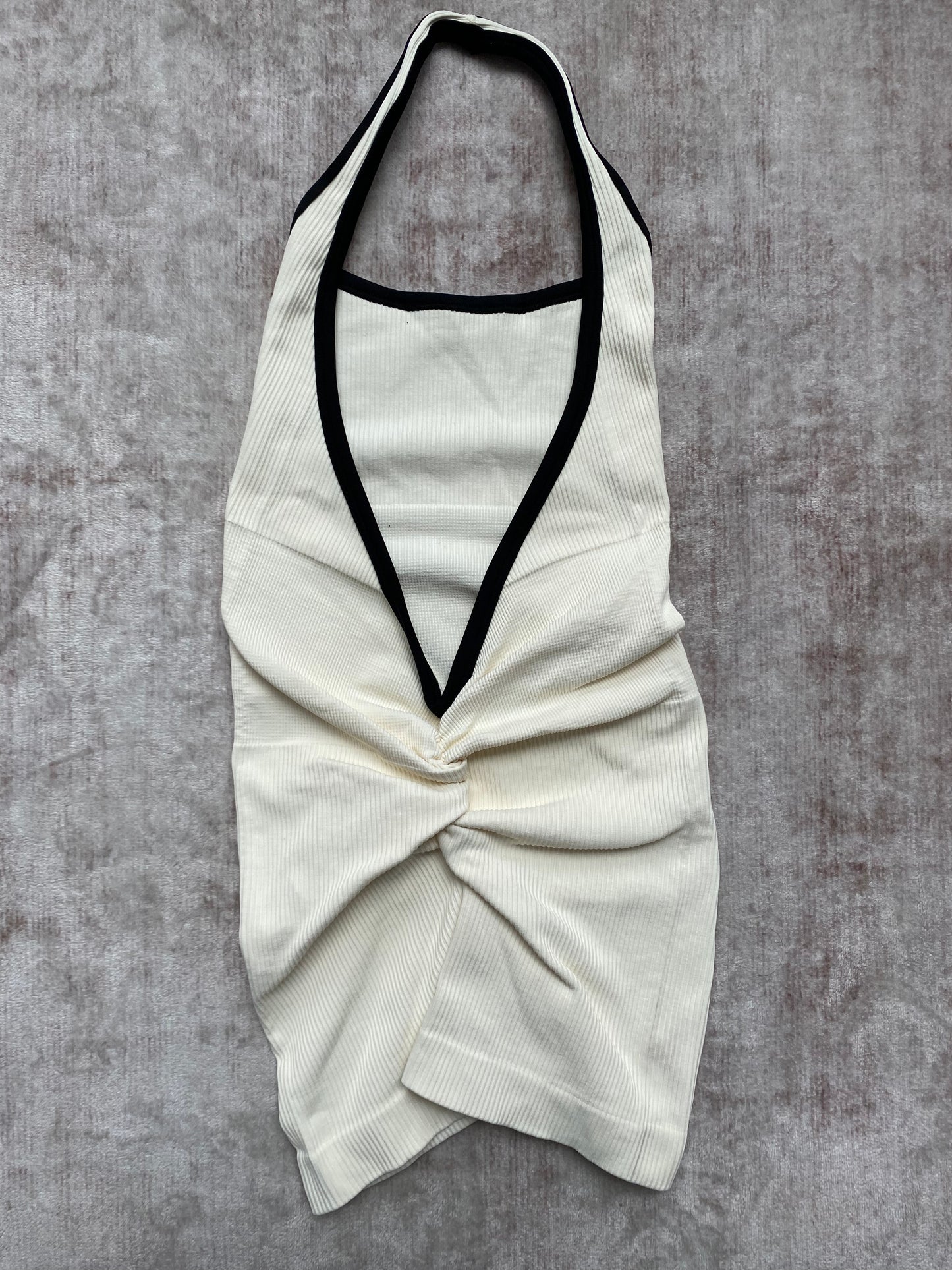 ENTERIZO HALTER CORTO SESGO PREMIUM